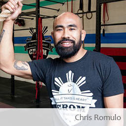 #105 Six-time Muay Thai Champion and Author Chris Romulo on Losing, Defeat and Becoming a Champion